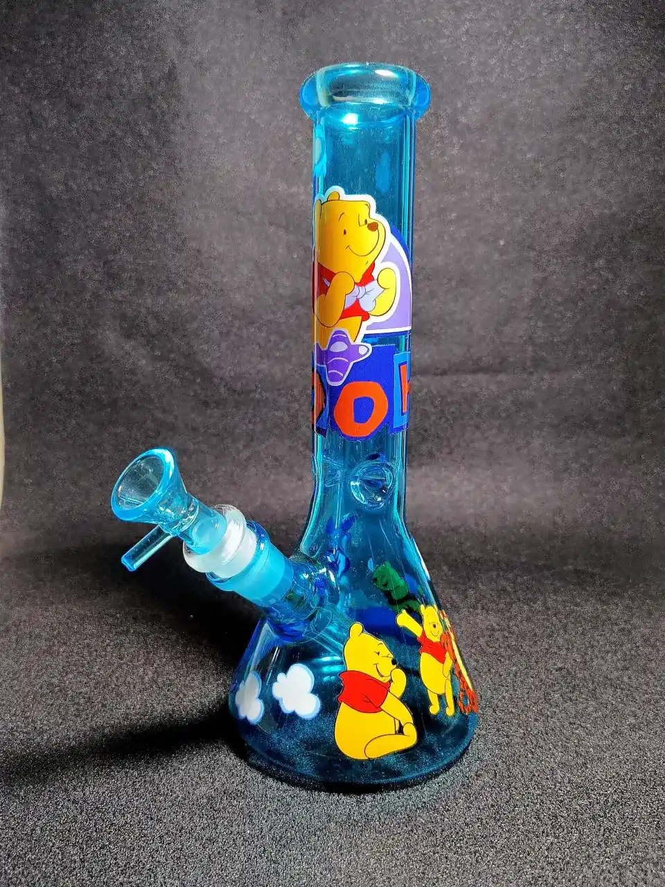 10" Winnie the Pooh Disney Blue Sky Hundred Acre Wood Beaker Glass Bong