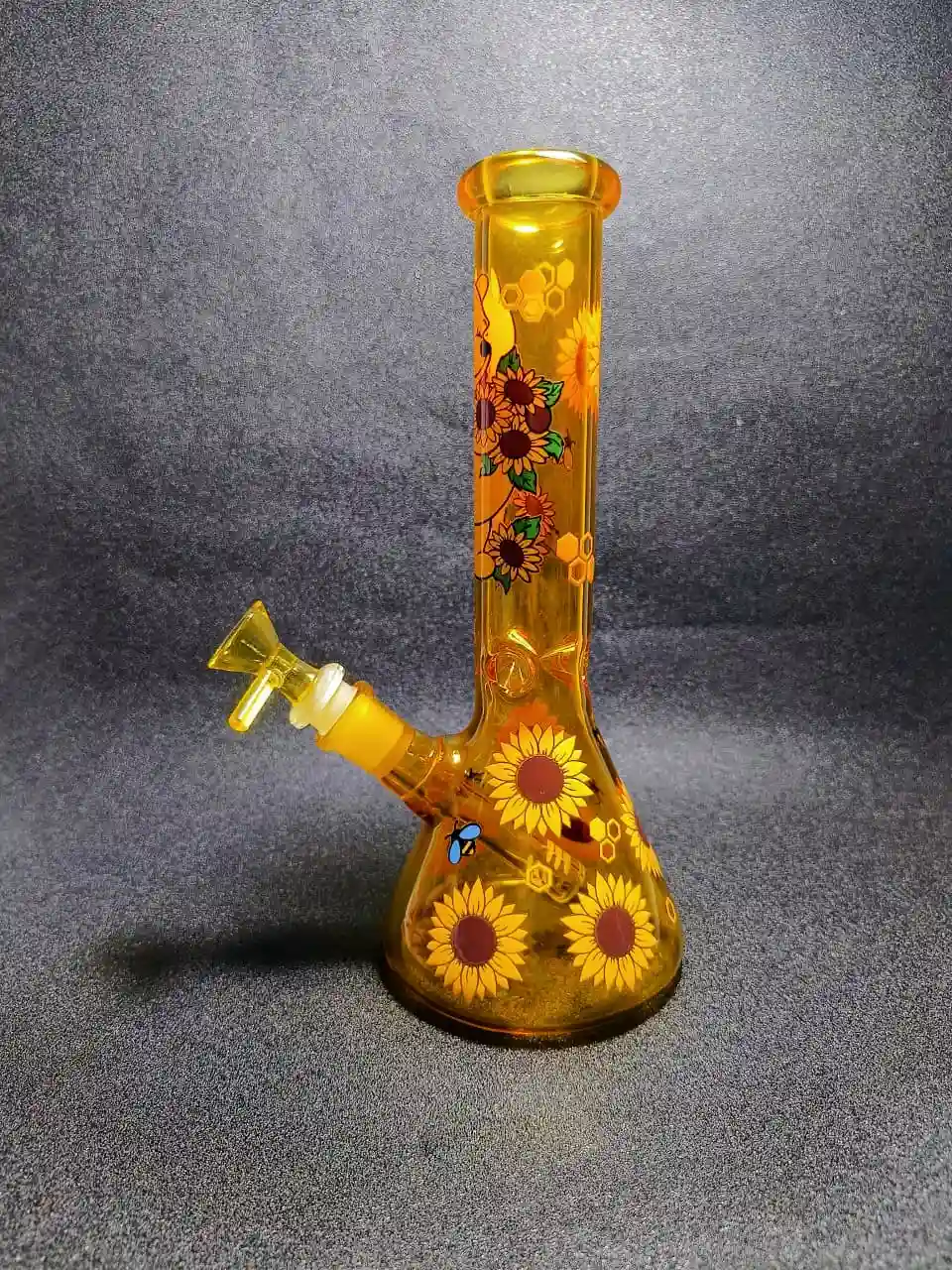 10" Winnie the Pooh Sunflower Field Honey Beaker Glass Bong