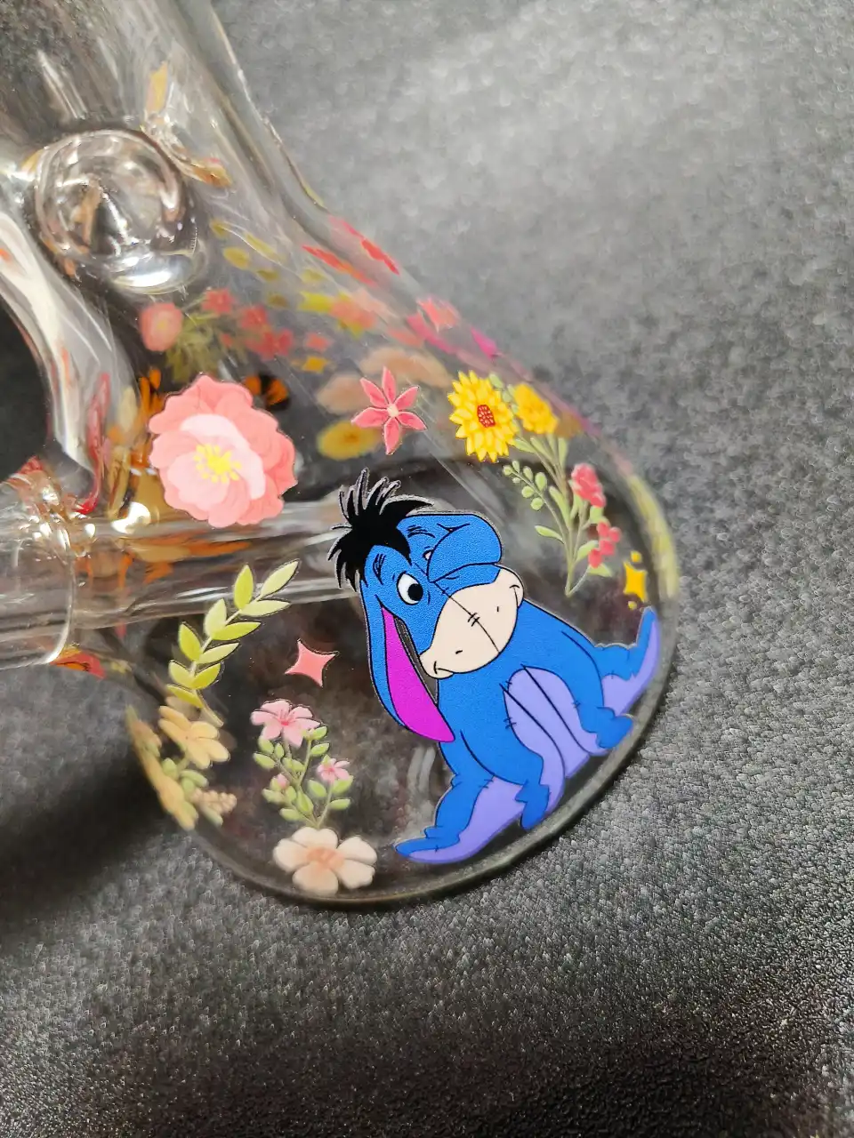 Winnie the Pooh Tigger Flower Garden Beaker Glass Bong