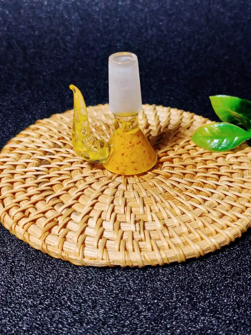 14mm Yellow Textured Glass Bong Bowl with Twisted Horn Handle - Image 5